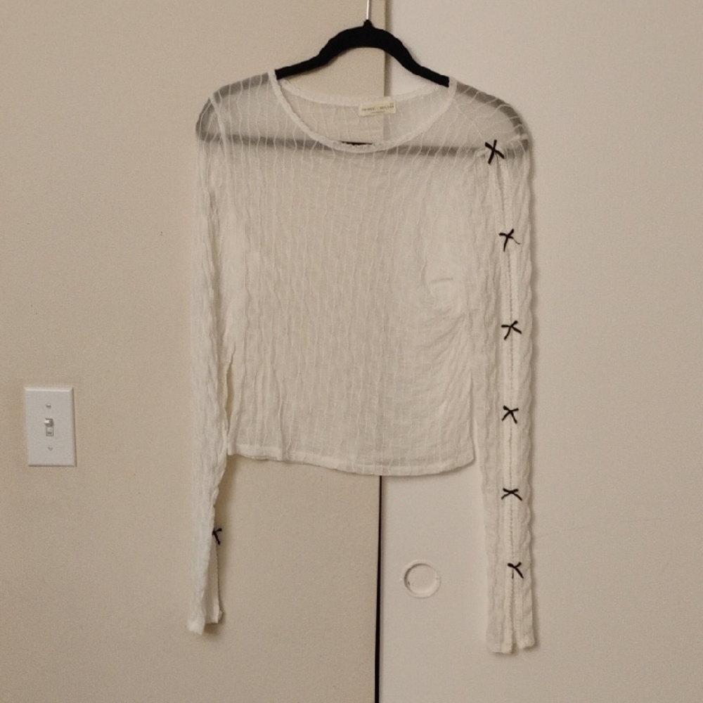 Chic White Long Sleeve Top with Black Accents